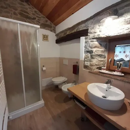 Bed & Breakfast La Crotta 3*